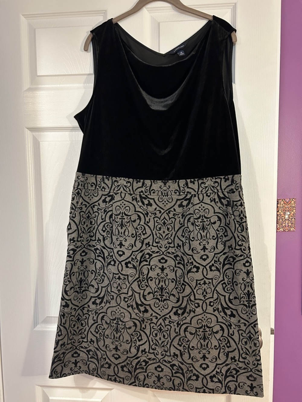Lands' End Sz 18 Black Velvet Bodice with Gray Patterned Midi Dress